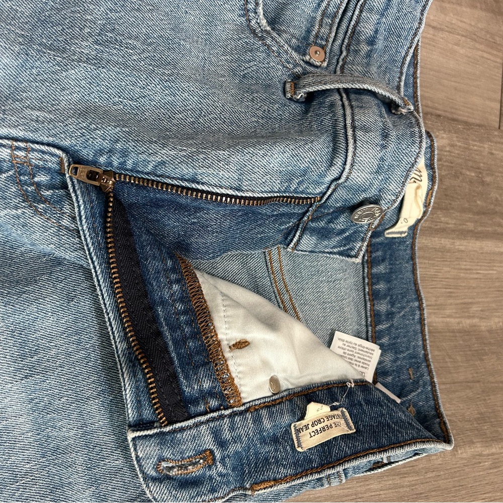 Madewell The Perfect Vintage Crop Jeans - Picture 3 of 13